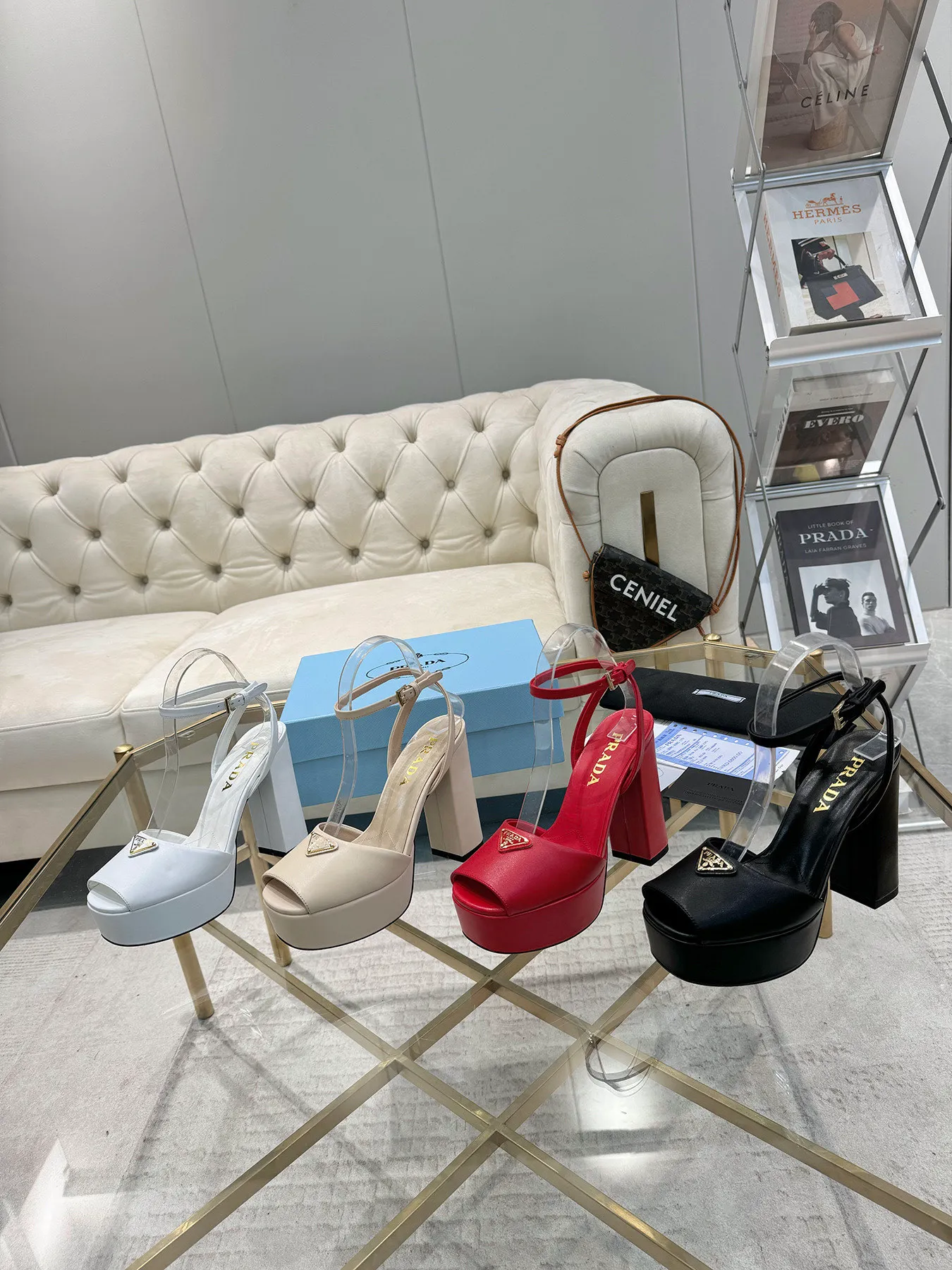 👟👟Ex-factory price 600👟👟 (imitation leather bottom-20) New arrival 👉Ready stock👈Remove the original board and make a 1:1 replica‼ ️The highest version ✅ Prada's early spring catwalk hot style 😘The latest spring style Thick heel square toe water platform series (genuine leather outsole) (simulated leather sole) A must-have for goddesses The upper and the feet are super beautiful 👉The upper is made of imported original calfskin, soft and textured, lining + foot pads, imported sheepskin lining, breathable and comfortable, private model water platform, heel, water platform 4M, heel height 13M Code number 35M-39M (34 40 41 42 customized, non-refundable and non-exchangeable)